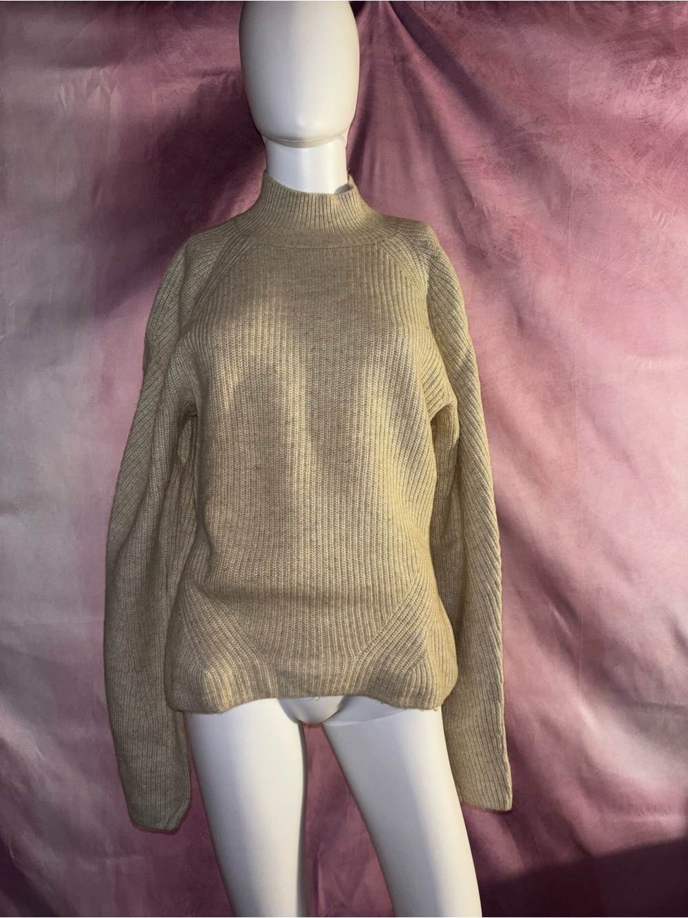 GAP Ribbed Mock Neck Sweater in Light Beige